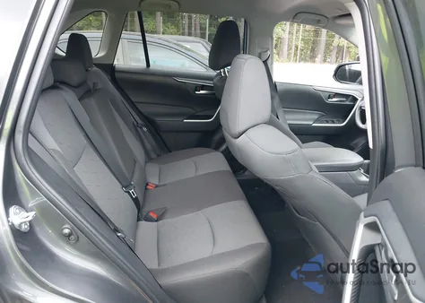 2025 Toyota Rav4 Xle z USA, uszkodzony, nr VIN 2T3P1RFV1SW515168